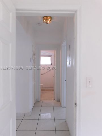 1735 Marseille Dr 2, Miami Beach, FL 33141
