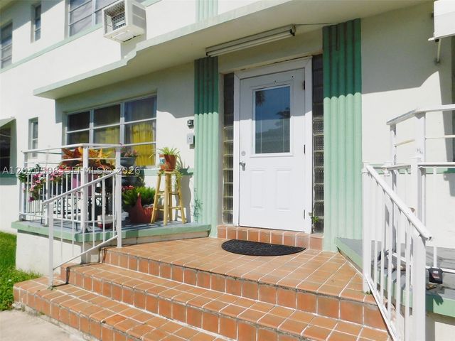 1735 Marseille Dr 2, Miami Beach, FL 33141