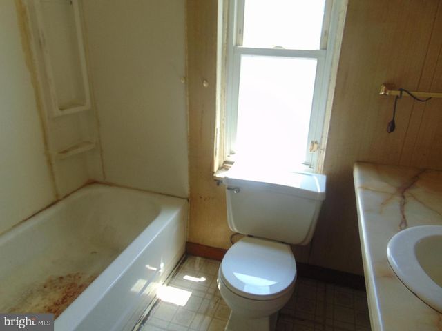 2014 S BROADWAY, Camden, NJ 08104