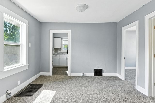 2903 3RD Avenue, Council Bluffs, IA 51501