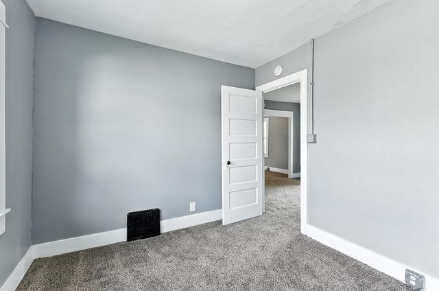 2903 3RD Avenue, Council Bluffs, IA 51501