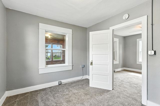 2903 3RD Avenue, Council Bluffs, IA 51501