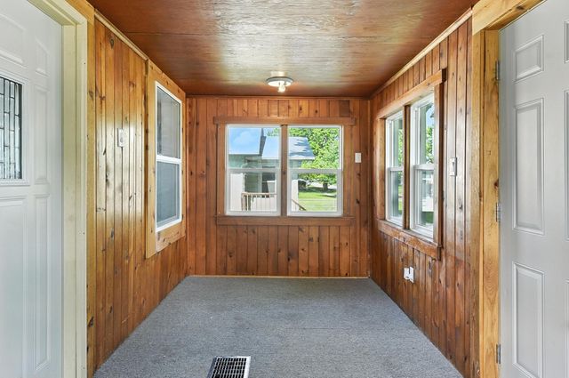 2903 3RD Avenue, Council Bluffs, IA 51501