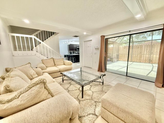 2410 24th Lane, Palm Beach Gardens, FL 33418
