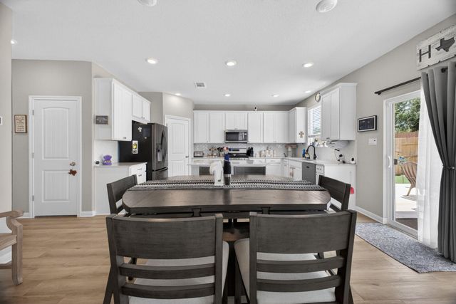 411 Palo Brea LOOP, Hutto, TX 78634