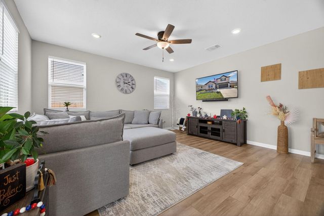 411 Palo Brea LOOP, Hutto, TX 78634