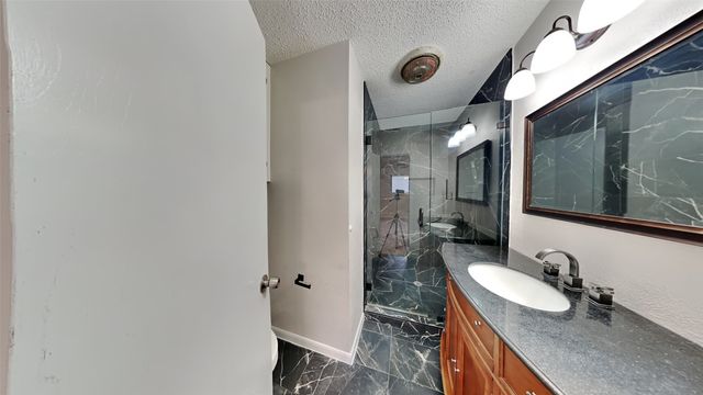 108 Meadowcrest Drive, Desoto, TX 75115