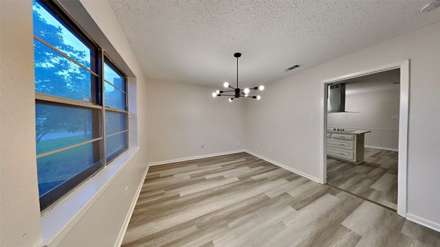 108 Meadowcrest Drive, Desoto, TX 75115