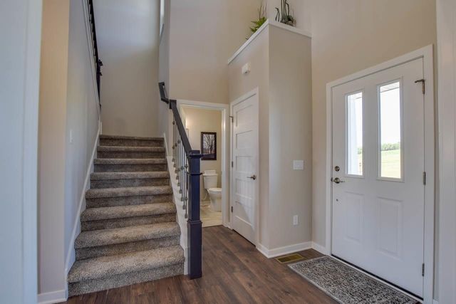 6595 Redpoll Circle, Middleton, WI 53562