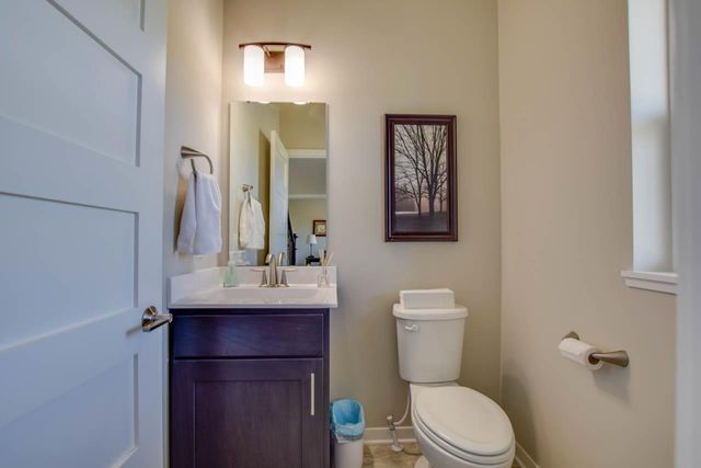 6595 Redpoll Circle, Middleton, WI 53562