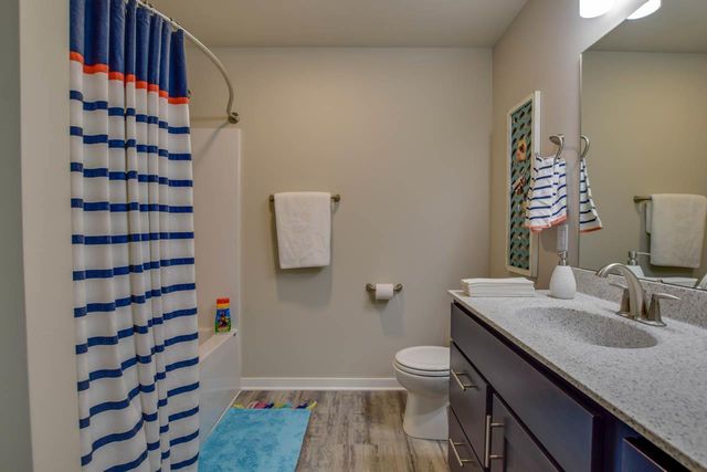 6595 Redpoll Circle, Middleton, WI 53562