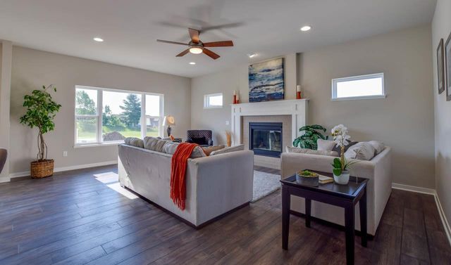 6595 Redpoll Circle, Middleton, WI 53562