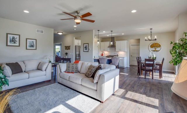 6595 Redpoll Circle, Middleton, WI 53562