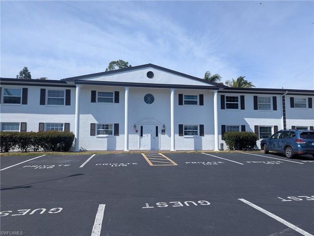 7025 New Post DR 3, North Fort Myers, FL 33917