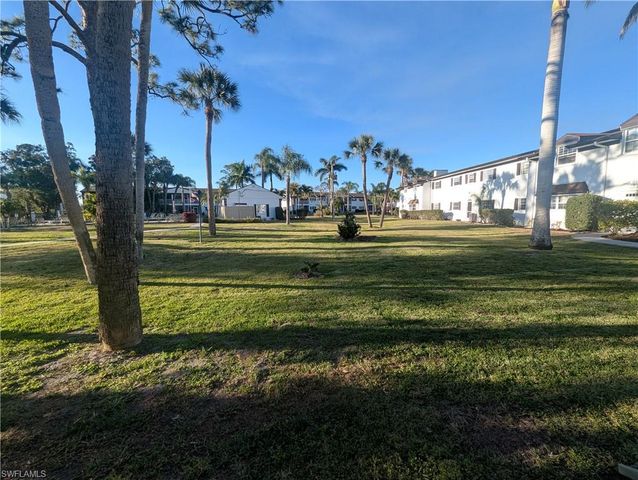 7025 New Post DR 3, North Fort Myers, FL 33917