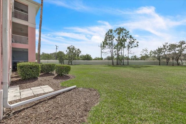 2061 WILLOW HAMMOCK CIRCLE 104, Punta Gorda, FL 33983