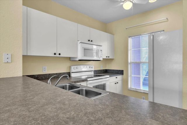 2061 WILLOW HAMMOCK CIRCLE 104, Punta Gorda, FL 33983