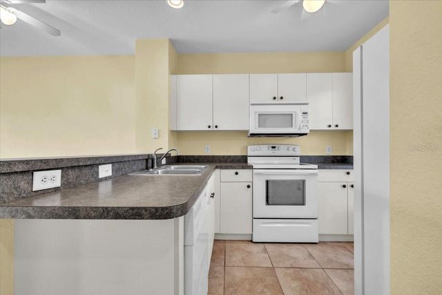 2061 WILLOW HAMMOCK CIRCLE 104, Punta Gorda, FL 33983