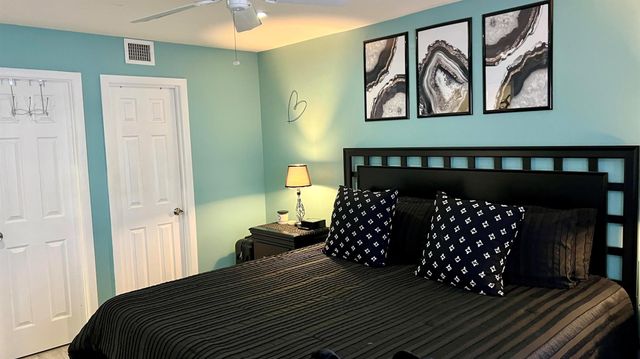 140 S Cypress Road 123, Pompano Beach, FL 33060