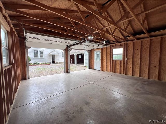 3050 Belknap Road, Eden, NY 14057
