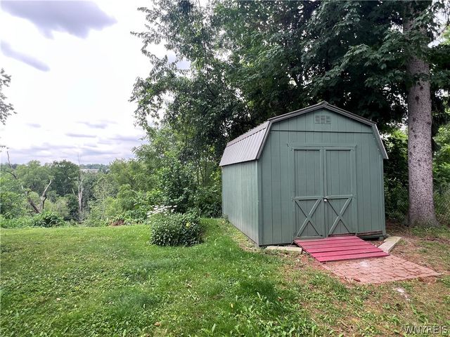 3050 Belknap Road, Eden, NY 14057
