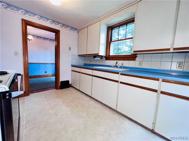 3050 Belknap Road, Eden, NY 14057