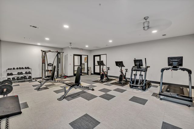 1677 54th Ave N Apt 338, Nashville, TN 37209