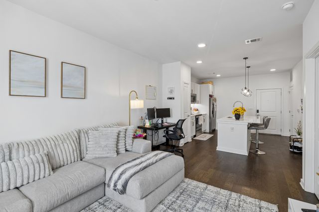 1677 54th Ave N Apt 338, Nashville, TN 37209
