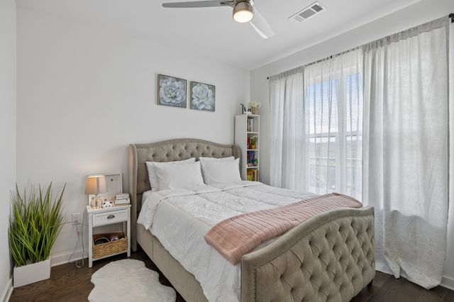 1677 54th Ave N Apt 338, Nashville, TN 37209