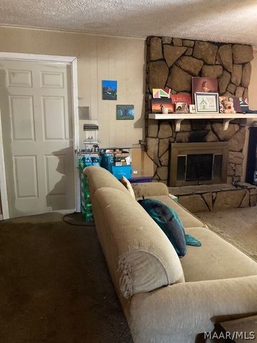 140 Greenleaf Drive, Wetumpka, AL 36092