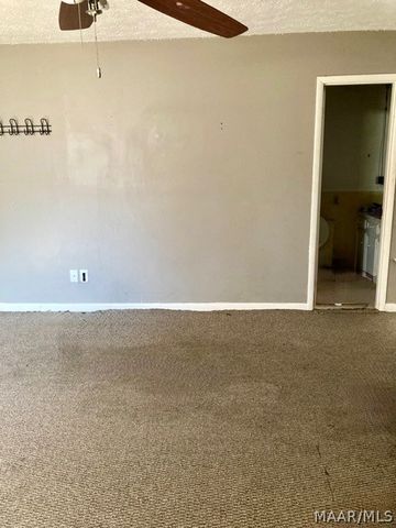 140 Greenleaf Drive, Wetumpka, AL 36092