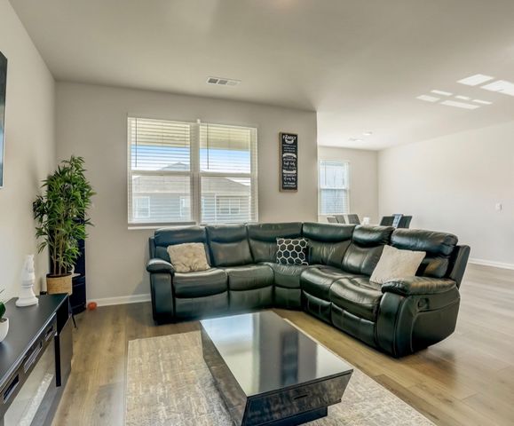 5640 Hickory Woods Dr, Antioch, TN 37013