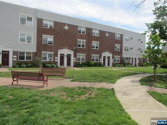126 Hastings Avenue A, Rutherford, NJ 07070