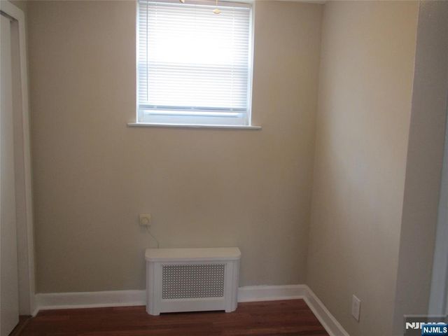 126 Hastings Avenue A, Rutherford, NJ 07070