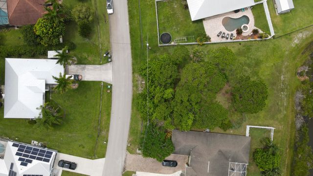 5522 NW Cordrey Street, Port St. Lucie, Port St Lucie, FL 34986
