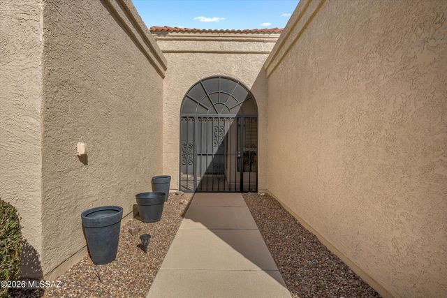 64510 E Canyon Shadows Lane, Tucson, AZ 85739
