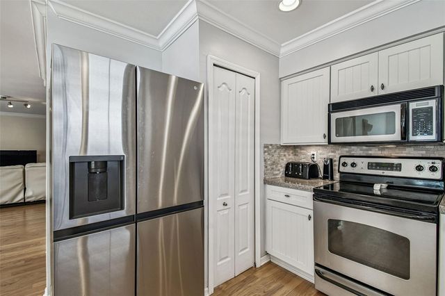 3710 W TACON STREET, Tampa, FL 33629