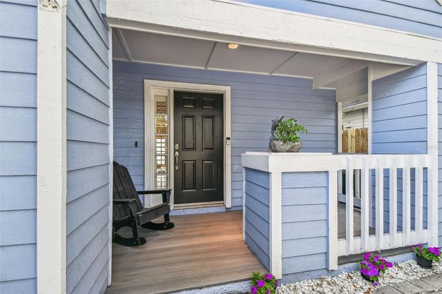 3710 W TACON STREET, Tampa, FL 33629