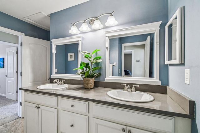 3710 W TACON STREET, Tampa, FL 33629