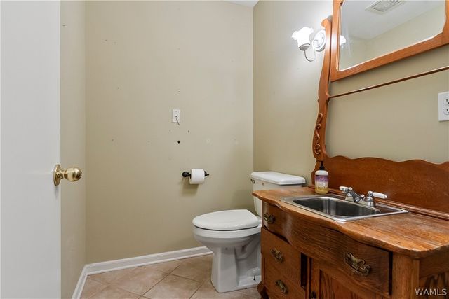 17385 Spencers Cove, Northport, AL 35475