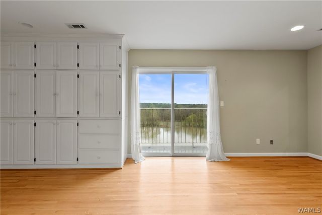 17385 Spencers Cove, Northport, AL 35475