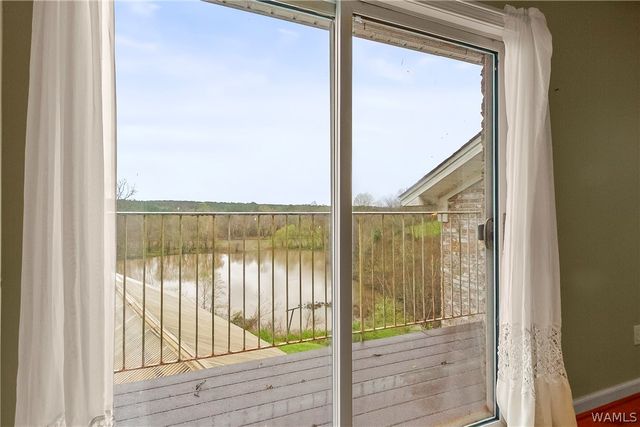 17385 Spencers Cove, Northport, AL 35475