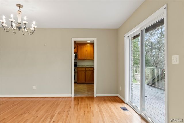 17385 Spencers Cove, Northport, AL 35475