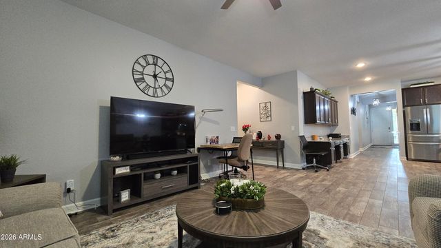 7080 E EAGLE NEST Way, San Tan Valley, AZ 85143