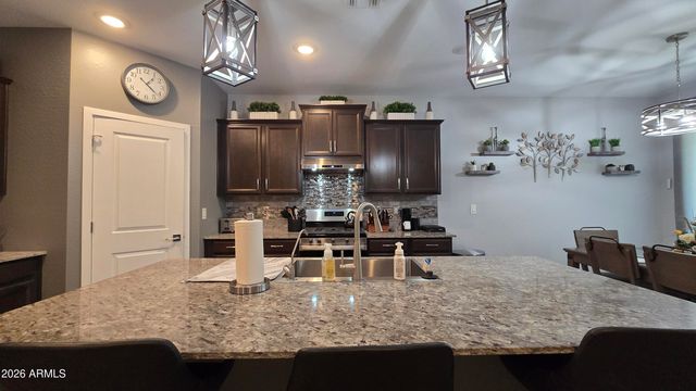 7080 E EAGLE NEST Way, San Tan Valley, AZ 85143