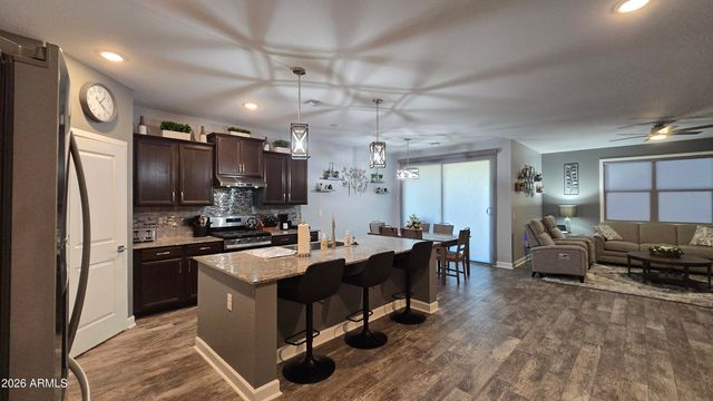7080 E EAGLE NEST Way, San Tan Valley, AZ 85143