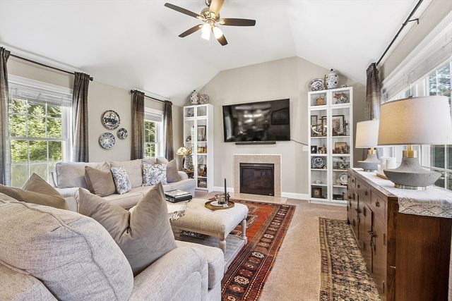 100 Platts Rd, Ashburnham, MA 01430