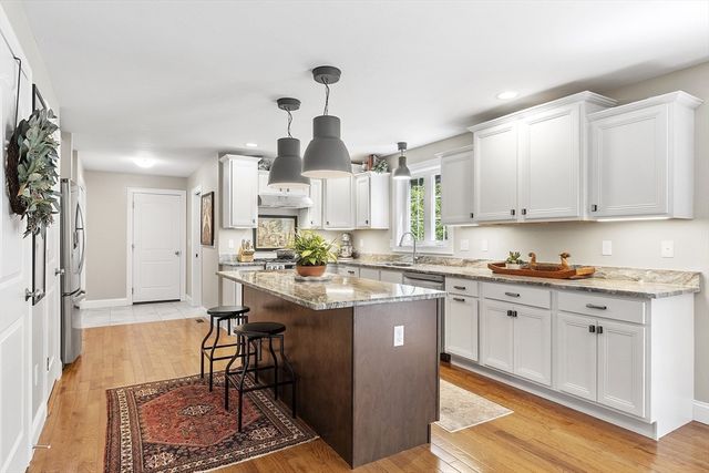 100 Platts Rd, Ashburnham, MA 01430