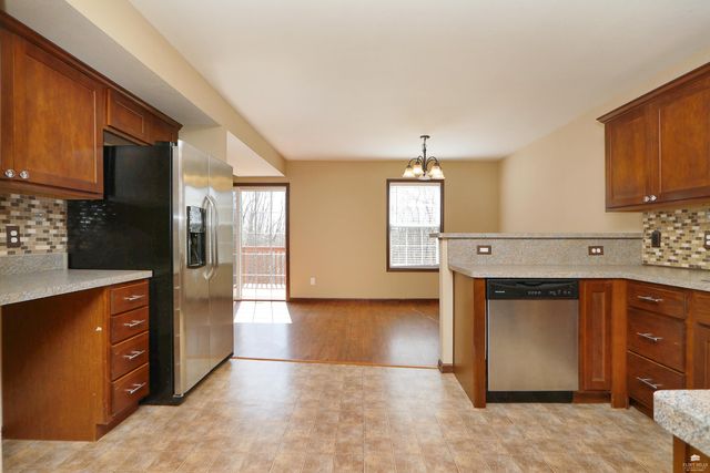 3009 Oakwood Drive, Junction City, KS 66441