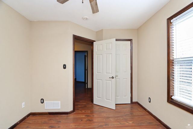 3009 Oakwood Drive, Junction City, KS 66441